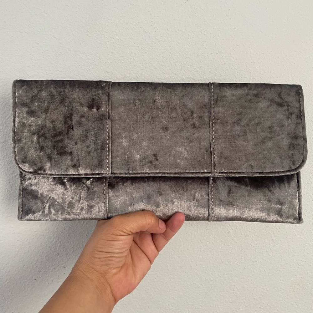 Urban Expressions Velvet Gray Clutch with Gold Crossbody Chain